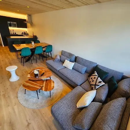 Praloup 1600 T4 Renove Apartamento